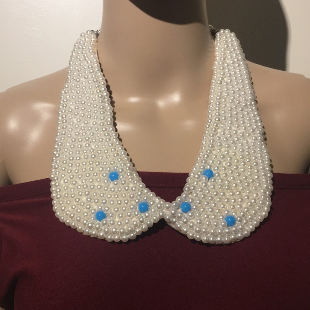 Necklace Hand made faux pearl collar